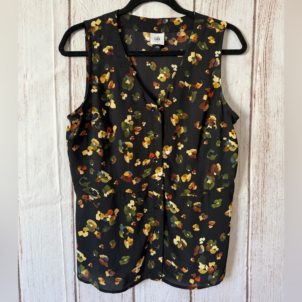 CAbi Flamo Floral Sleeveless Button Front V-Neck Blouse - Small